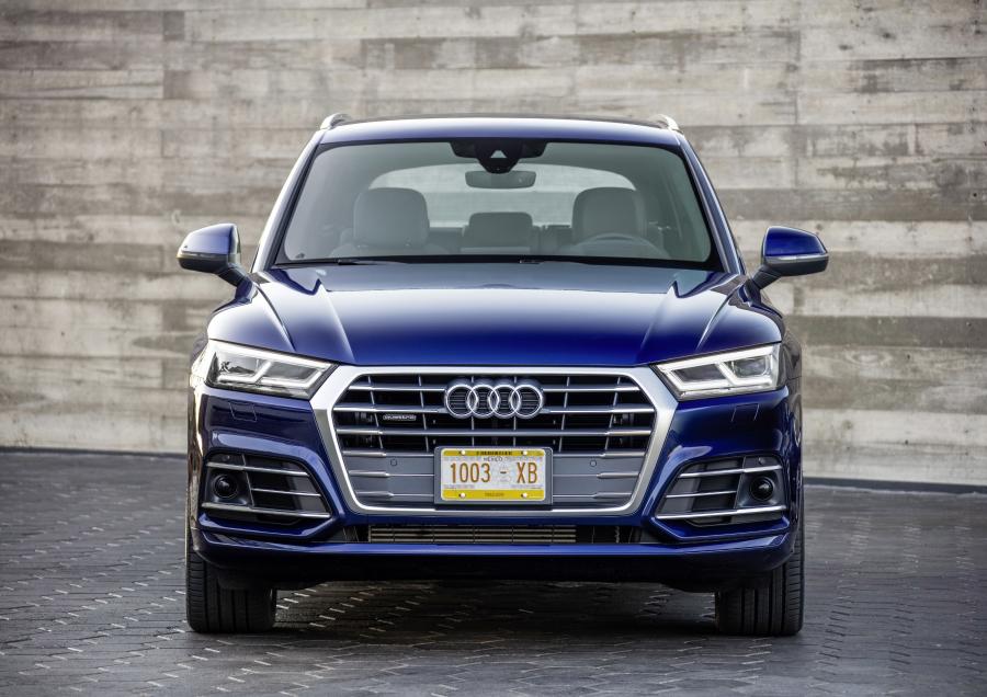 Audi Q5 TFSI Quattro S-Line 2016 года  (WW) (фото 45 из 110)